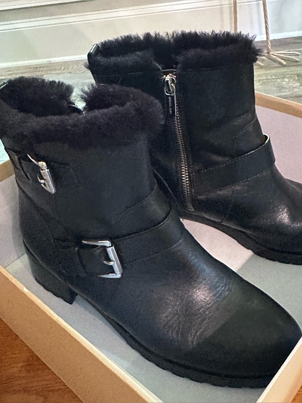 Michael Kors Black Gretchen Leather Boot NWT Size 8.5 NIB